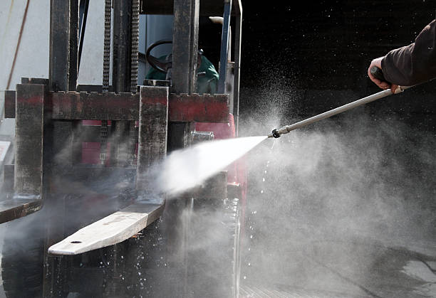 Best Factory Floor Cleaning  in Desert Edge, CA