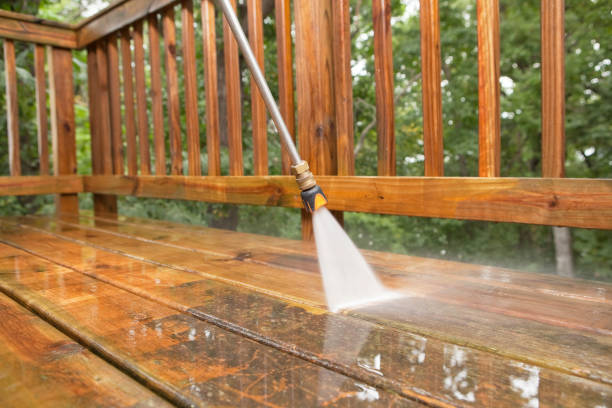 Best Animal Enclosure Cleaning  in Desert Edge, CA